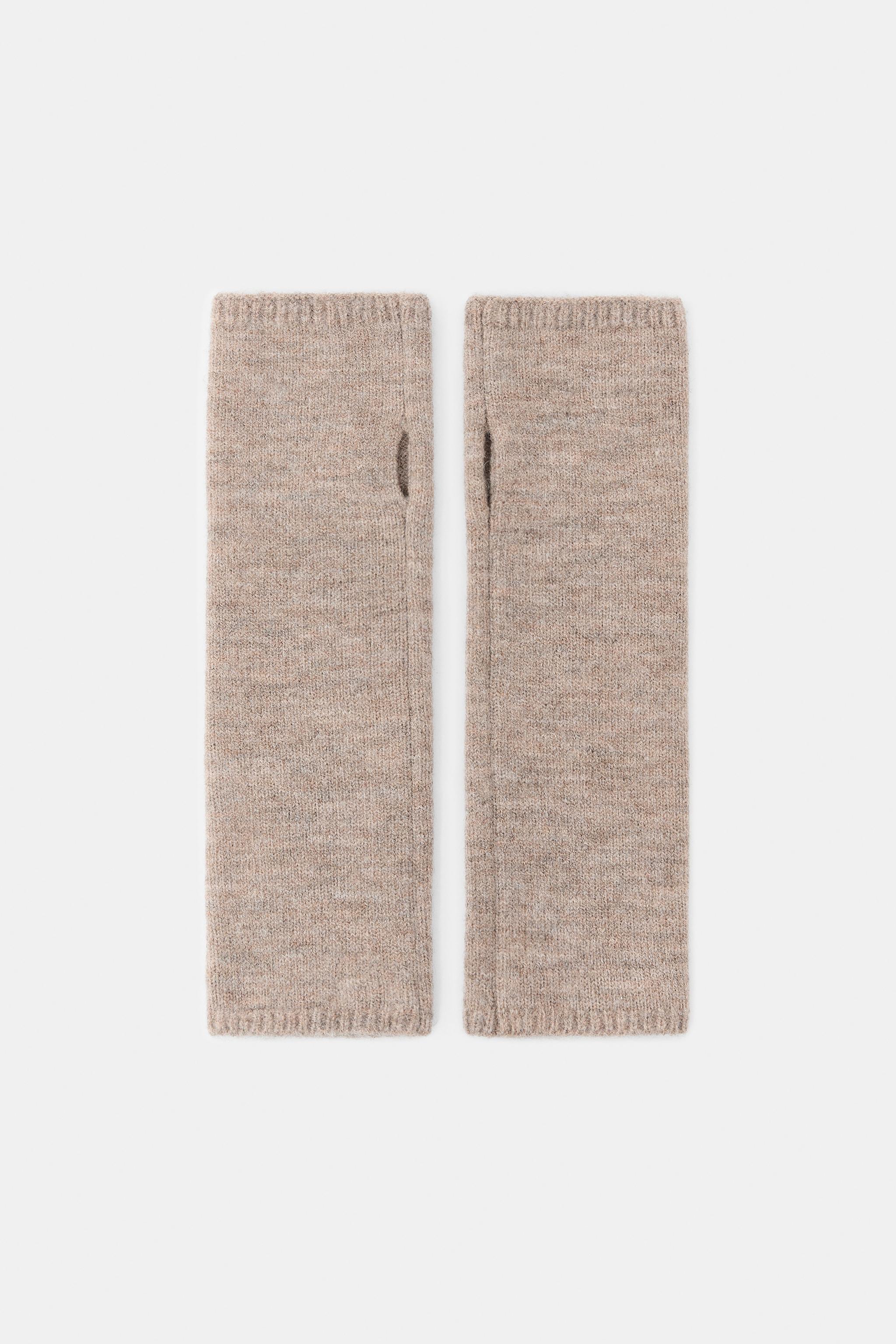 FLORAL EMBROIDERED KNIT MITTENS